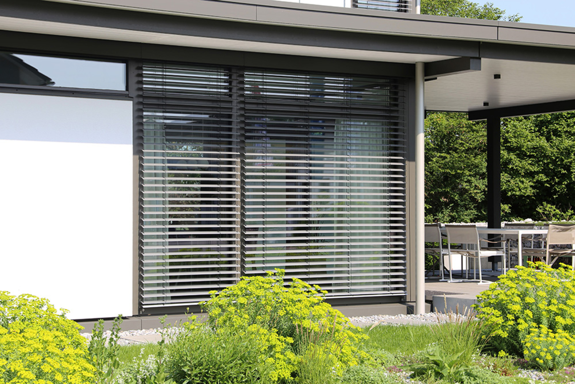 Rollladen&shy;steuerung bei Z&O Gebäude- und Energietechnik in Weisendorf